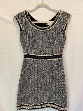 Rebecca Taylor dress. Textured material. Dark blue and off white. Size 4.
